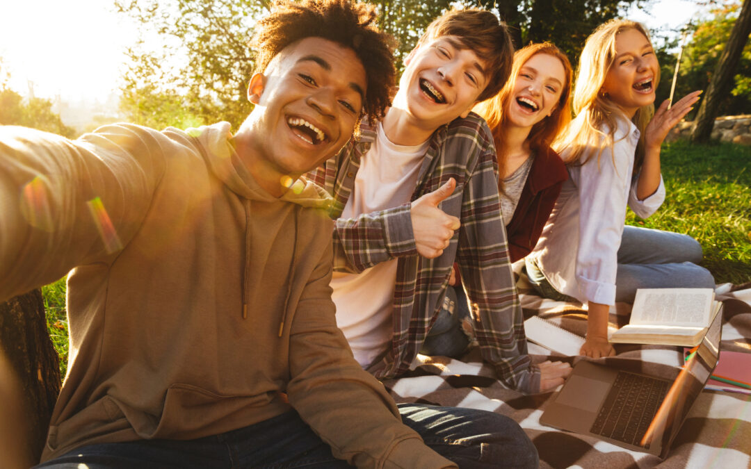 Summer Connections: Strengthening Relationships in Your Youth Group